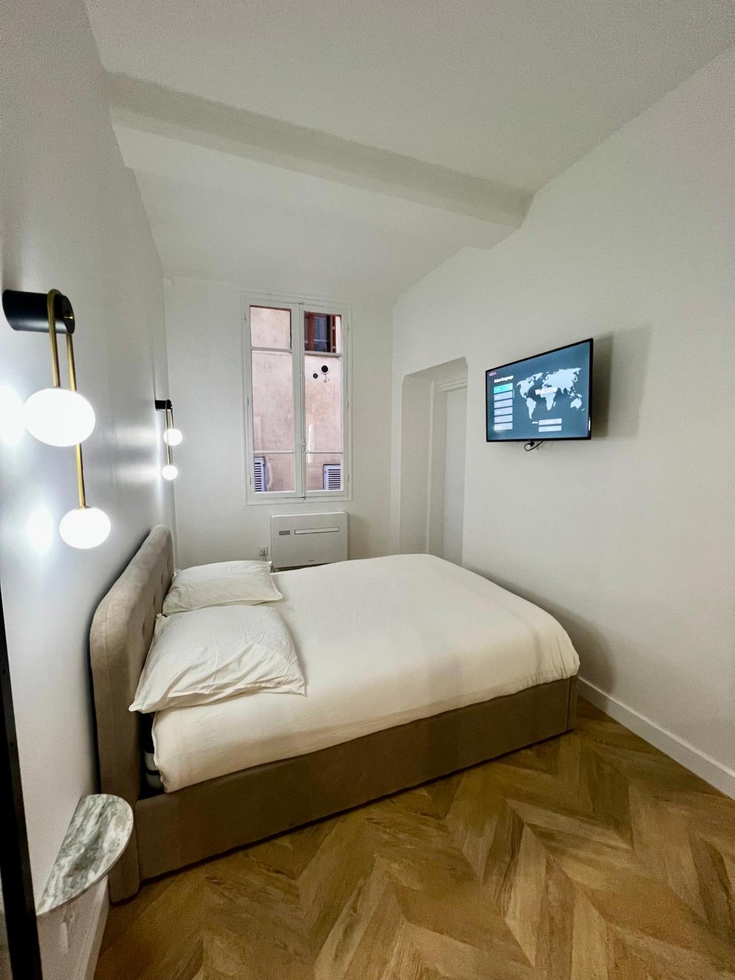 Luxueux - Vieux ! *